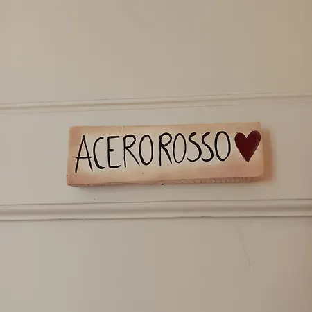 L'acero Rosso Gæstehus *